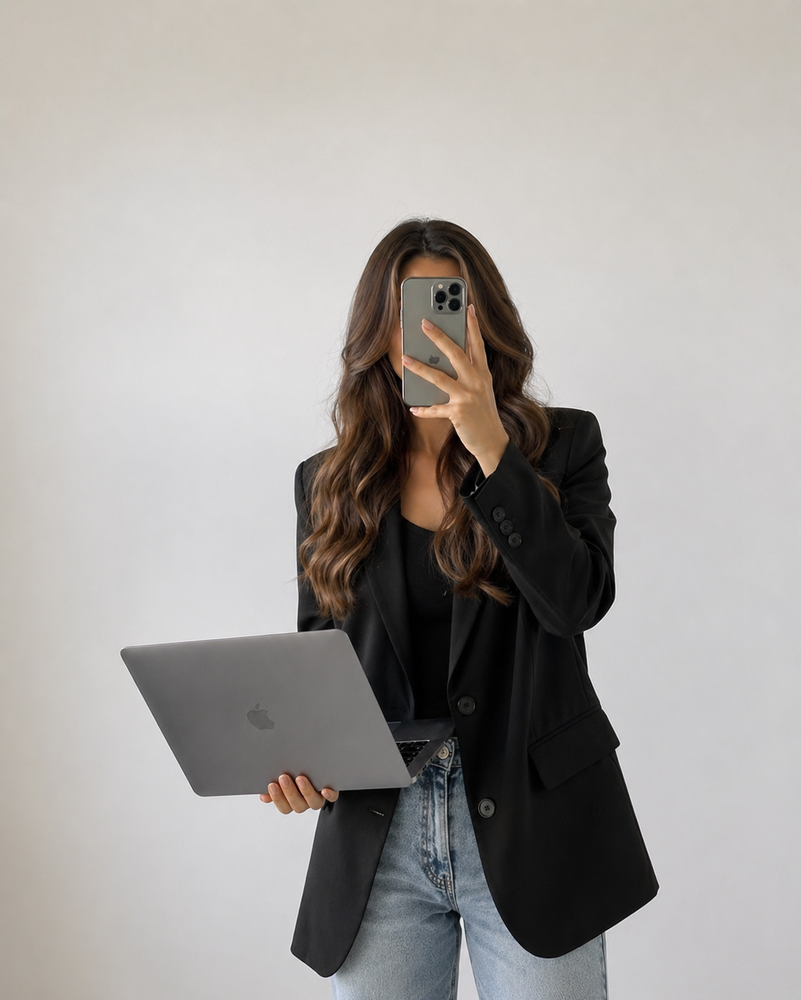 Faceless Woman